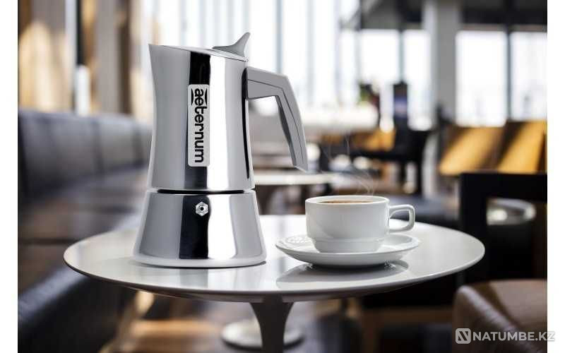 Гейзерная кофеварка Bialetti 6 порций - замечательная. Новая. Алматы - изображение 1