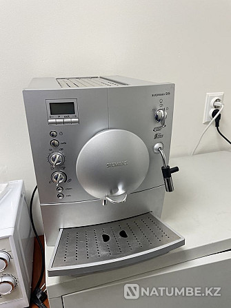 Coffee machine; in excellent condition Almaty - photo 1