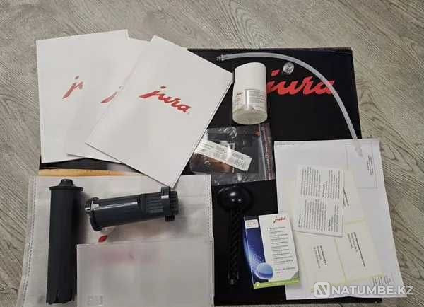 Coffee machine Jura E8 Piano White/Black Almaty - photo 6