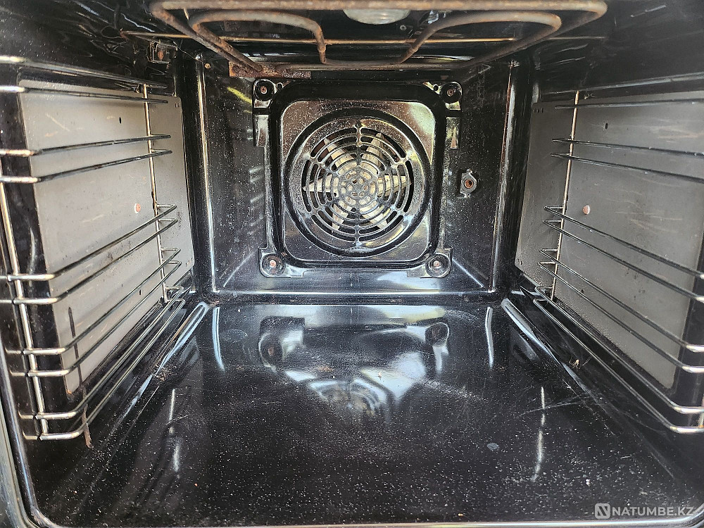 Selling a gas stove that works but needs repairs Almaty - photo 5