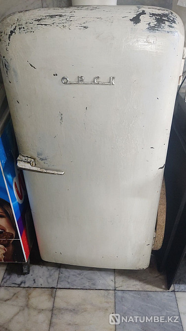 Selling dining room furniture; two-camphor gas; four-camphor gas Almaty - photo 1