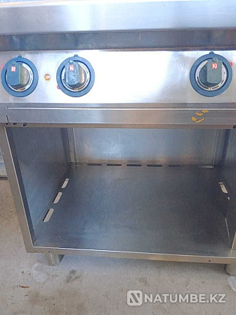 Industrial electric stove. 4 burners; Almaty - photo 1