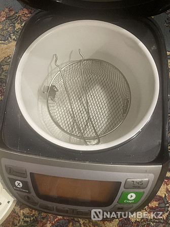 I’m selling my Redmond multicooker urgently, I haven’t used it for nothing Almaty - photo 4