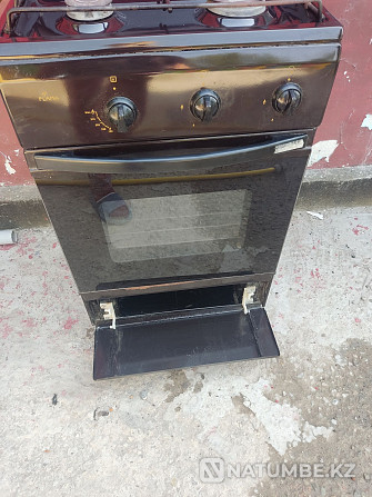 Gas stove. Working. In a good condition Almaty - photo 3