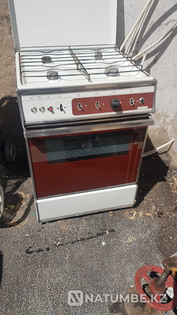 I am selling a gas stove. Almaty - photo 1