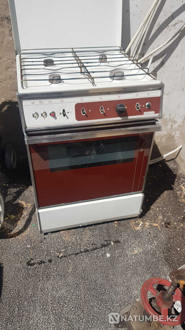 I am selling a gas stove. Almaty - photo 1