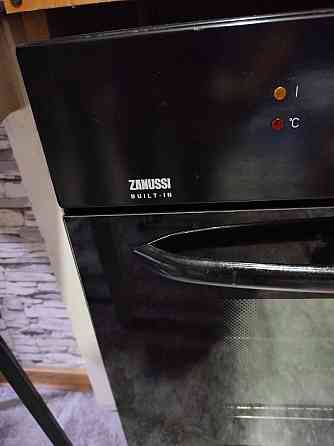 Продам электрическую духовку Zanussi Almaty