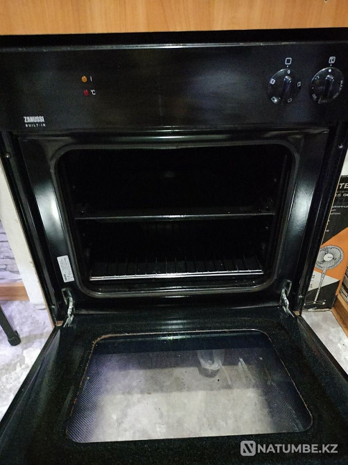 Продам электрическую духовку Zanussi Алматы - изображение 1