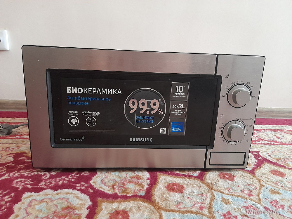 Микроволновая печь Samsung ME81MRTB серебристый Алматы - изображение 1