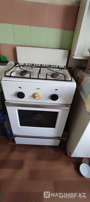 Продам двух камфорную газовую плиту Алматы - изображение 1