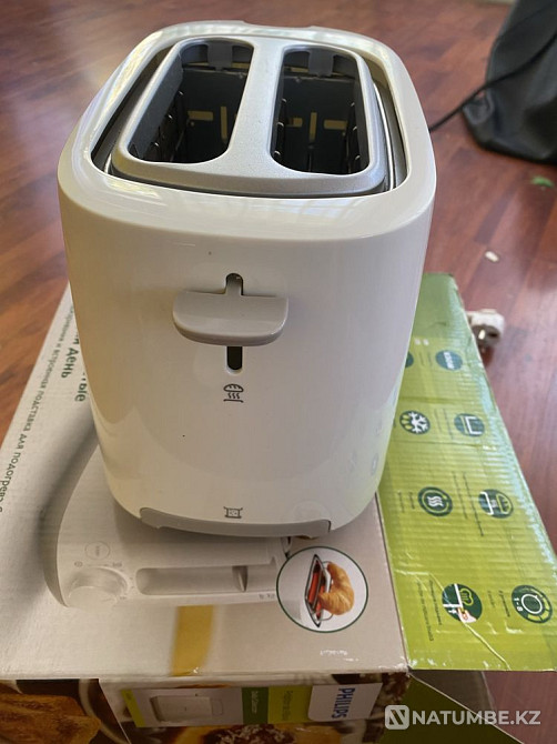 Тостер кухонный Philips Алматы - изображение 4