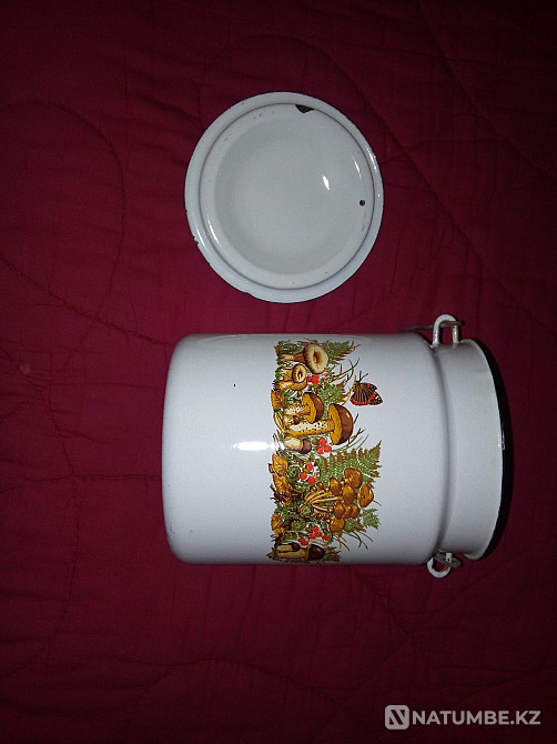 Банки разные; солонка СССР; бидон Алматы - изображение 7