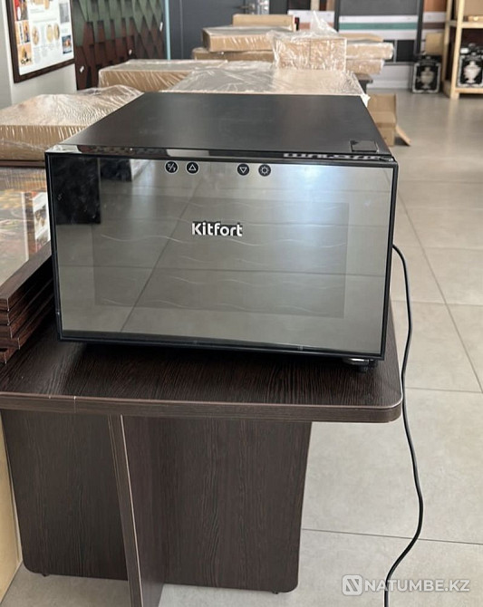 Продаю винный шкаф kitfort Алматы - изображение 1