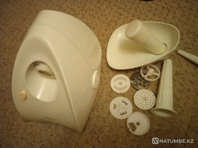 Мясорубка Philips HR 2725 без шнека Алматы - изображение 2