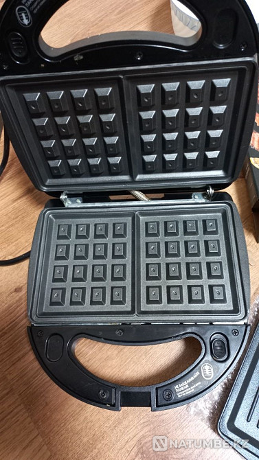 Waffle iron + nozzles 2 pcs. All for 10,000 tenge. Almaty - photo 4