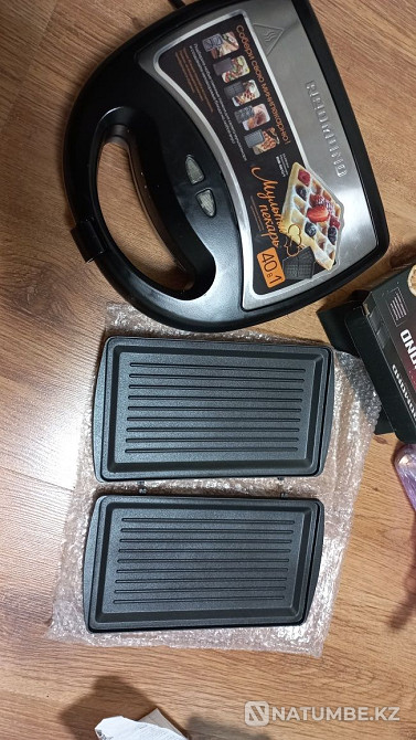 Waffle iron + nozzles 2 pcs. All for 10,000 tenge. Almaty - photo 1