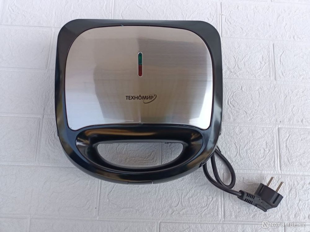 Electric multi-baker with replaceable panels 6 in 1 Waffle iron Almaty - photo 1