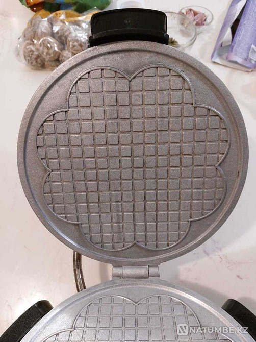 Electric waffle iron Slastyona. Waffle iron round Almaty - photo 3