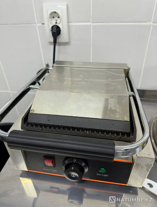Contact pressure electric grill EG-811 Almaty - photo 1