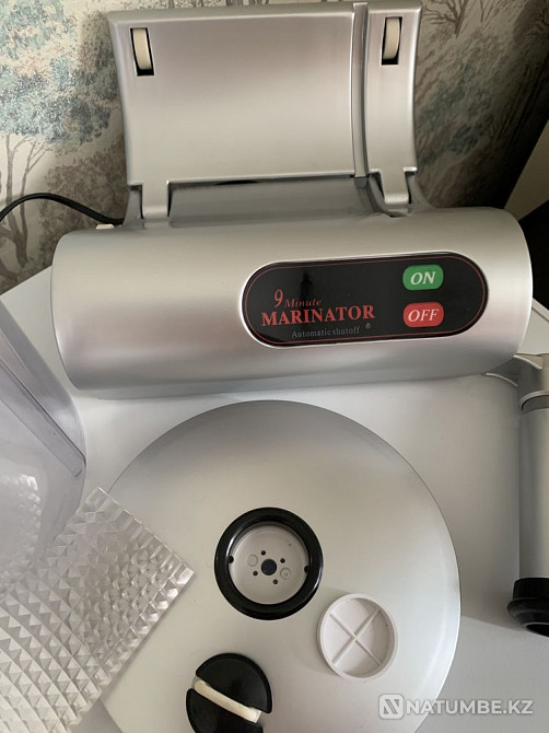 Срочно!!! Продам!!!Вакуумный Маринатор 9 минут!!! Алматы - изображение 2