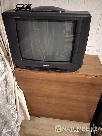 Телевизор б/у продам Алматы - изображение 1