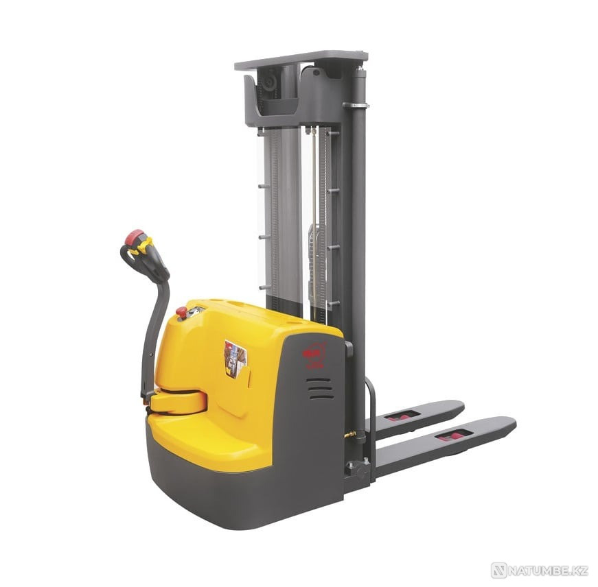 Electric stacker in Almaty Almaty - photo 1