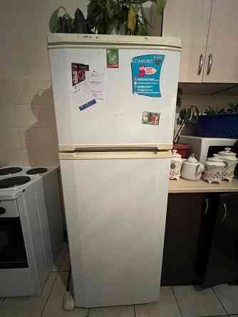 Продам холодильник на запчасти Astana