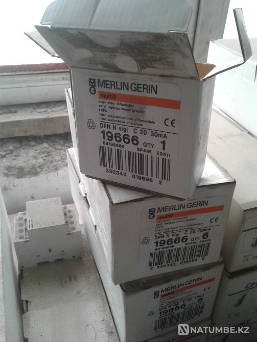 Schneider Electric "MERLIN GERIN" 3Р80А Алматы - изображение 1