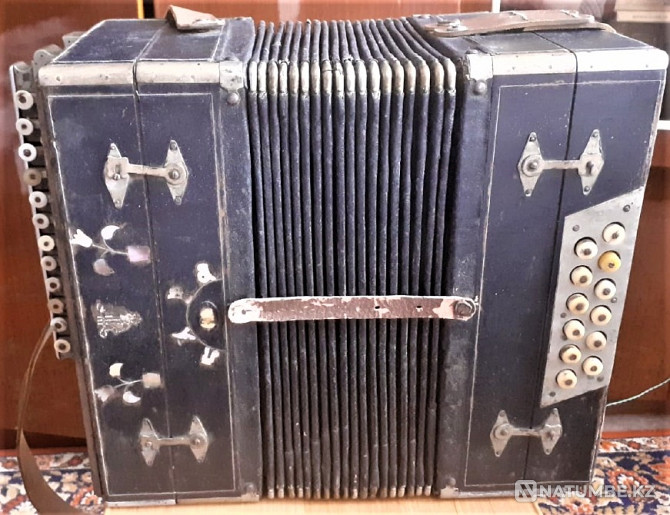 Antique accordion. Russian system Kostanay - photo 1