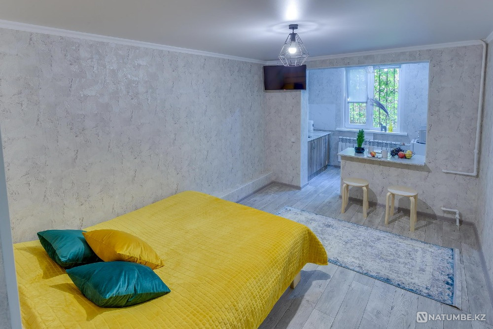 Сдаю квартиру посуточно Алматы - изображение 2