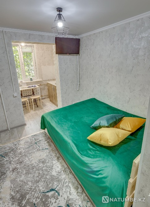 Сдаю квартиру посуточно Алматы - изображение 2