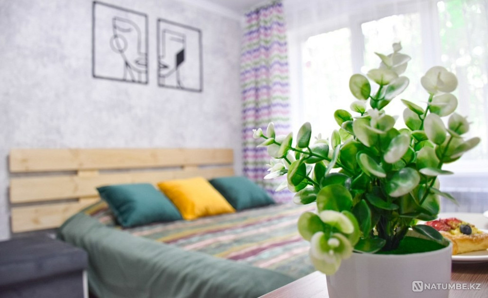 Сдаю квартиру посуточно Алматы - изображение 1