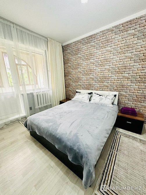 Сдаю квартиру посуточно Алматы - изображение 1