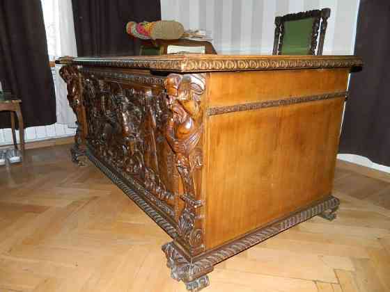 Antique 18th century furniture for sale  Астана