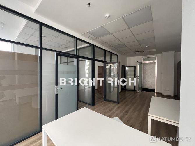 For rent office 60.5 m2. Almaty - photo 2
