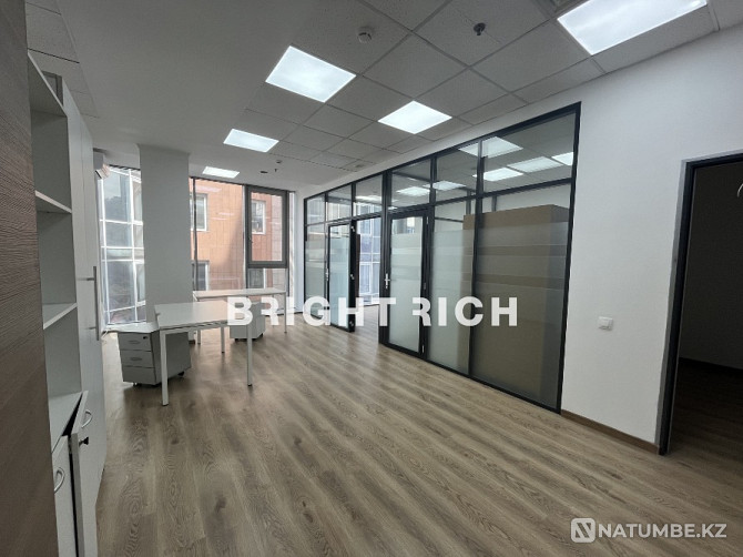 For rent office 92.5 m2. Almaty - photo 1