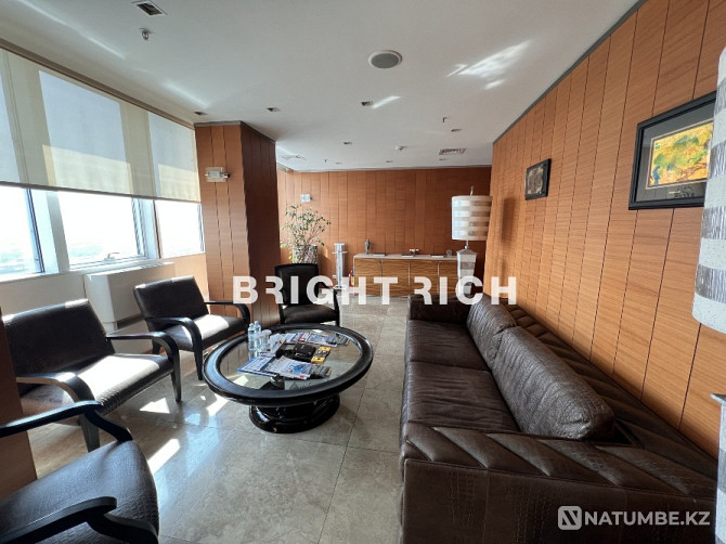 For rent office 6020 m2. Almaty - photo 1