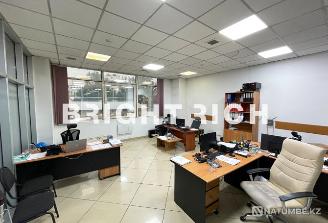 For rent office 1554 m2. Almaty - photo 1