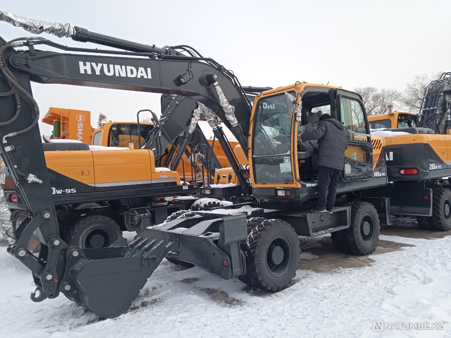 South Korean HYUNDAI excavators Almaty - photo 5