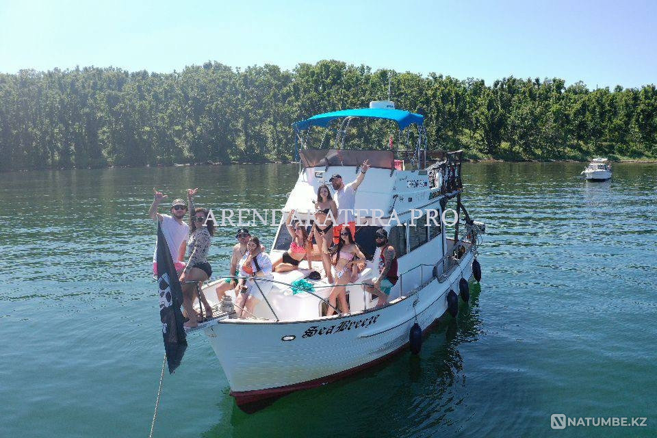 Яхта Sea Breeze Владивосток - изображение 1