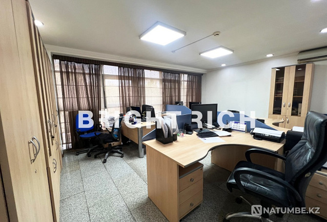 Sale of office. Area 1467 m² Almaty - photo 1