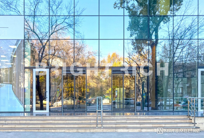 Almaty Plaza - сатылатын кеңсе 750 м²  Алматы - изображение 2
