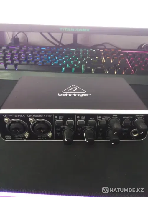 Selling an electric guitar and a sound card Karagandy - photo 1