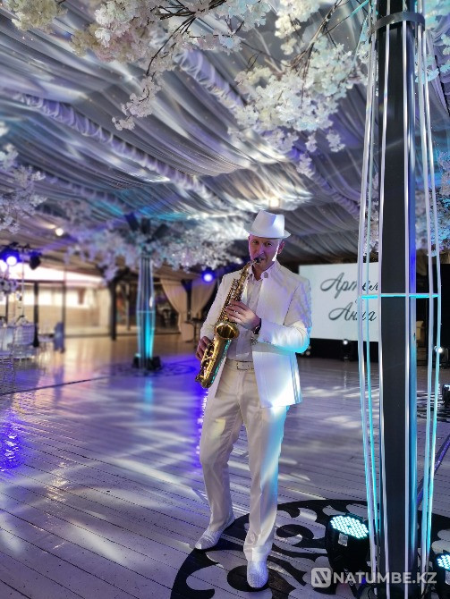 Саксофонист, саксофон Астана - изображение 3