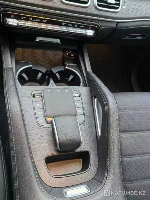 Mercedes GL серия  2023    года Алматы - изображение 8