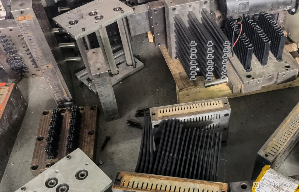 PA66 profile plastic mold Taraz - photo 3