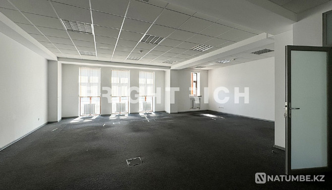 Сдается офис. Площадь 450 м². Алматы - photo 3