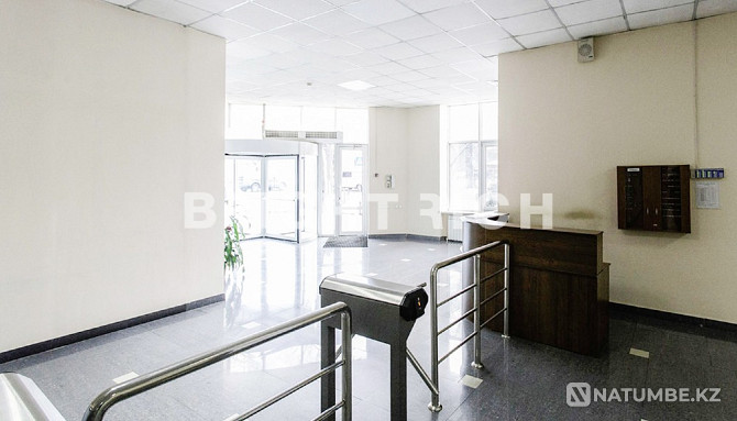 Сдается офис. Площадь 298 м². Алматы - photo 10