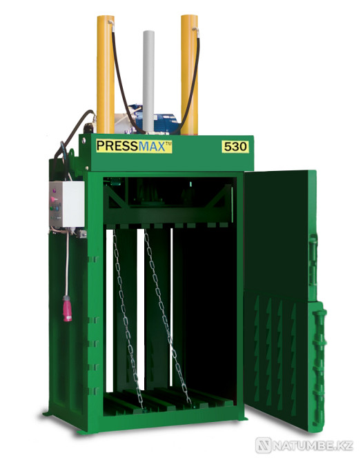 Press for baling cardboard, PET bottles PRESSMAX™ 530 Moscow - photo 1