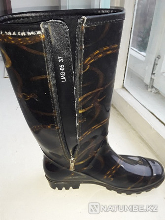 Selling new women's rubber boots Ust-Kamenogorsk - photo 1